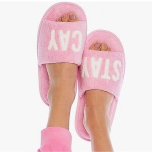 New Mud Pie Pink White Terry Cloth Slide Slippers with 'STAY CAY' Design